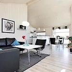 5 Star Holiday Home In Grossenbrode