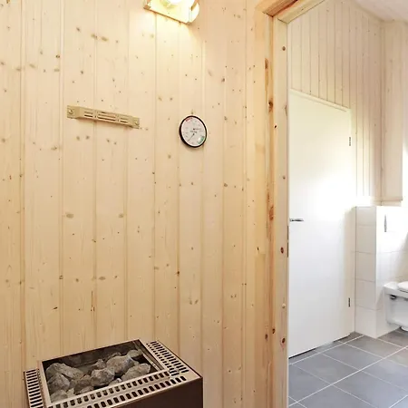 10 Person In Prázdninový dům